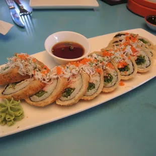 The King&apos;s Roll - Tuna, Kani, Jalapeño, Scallion, Coated in Panko &amp; Flash Fried!