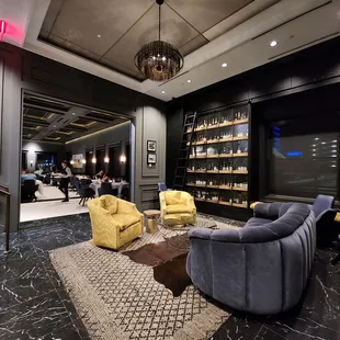 bagels, interior