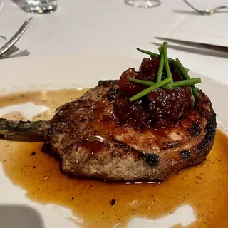 14 oz. Bone-in Pork Chop