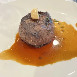 8 oz. Filet Mignon Lunch