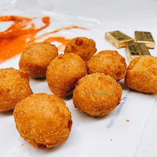 Hushpuppies
