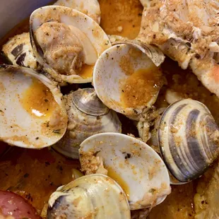 the clams in the broth