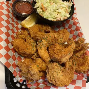 Fried shrimp with Coleslaw