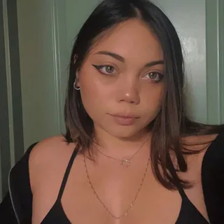 Vivian S.