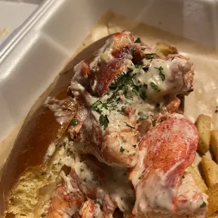 Lobster roll