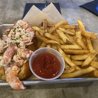 New England Lobster Roll