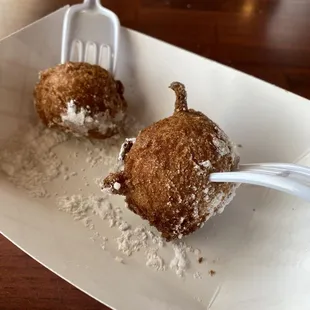 Hush puppies