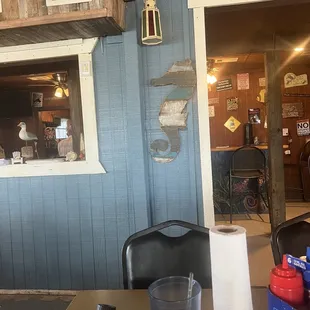 Crab tree bar and grill.
