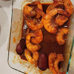 Pound of headless shrimp with sausages. DOUBLE LAVA and thick sauce.