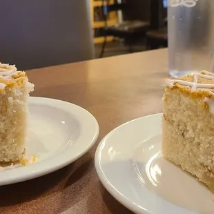 Apple coffee cake!!  Skip the toast, get the coffee cake!