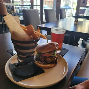 Smash burger with half tater half fries and pizza port beer