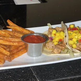 Alligator Tacos w/fries