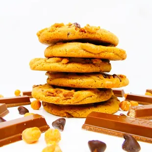 Chocolate Love - Kit Kat, Caramel Bits, Chocolate Chips