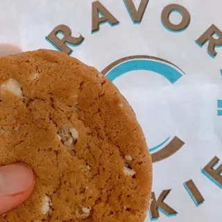 Salted Caramel Cream Cookie