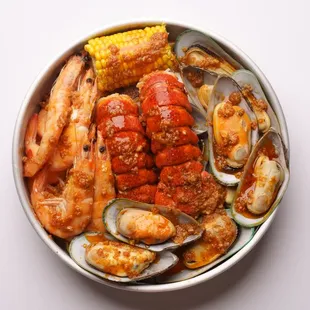 Lobster Tails, Jumbo Shrimp, Green Mussels