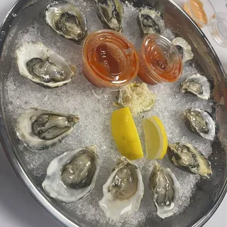 Raw Oysters (12)