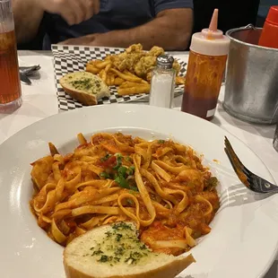 The Crawfish Pot