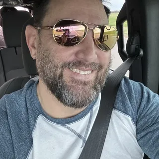 Mike M.