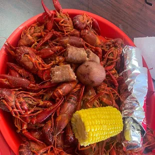 3 pound Crawfish with extra sausage &amp; boudin