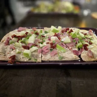 Cotto prosciutto with apple, brie &amp; sundried tomato