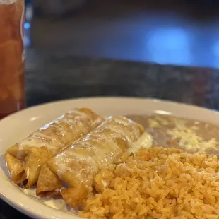 a plate of mexican food