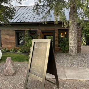 Welcome in! August 2024