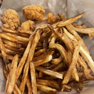 Kids chicken nuggets with French fries