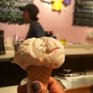 I don&apos;t know what flavor this was. It&apos;s been over 5 years. I do now that it was dangerously delicious.