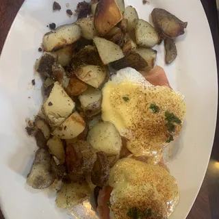 Salmon Benedict