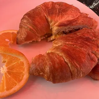 Croissant sandwich
