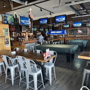 Side seating area closest to the outdoor seating