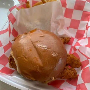 Spicy chicken sandwich