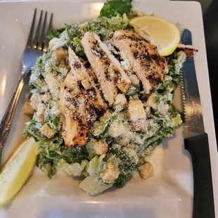 Caesar salad with grilled chicken added