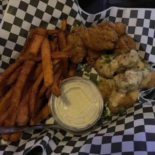 Phoenix Boneless Wings
