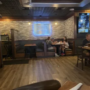 Dining room.