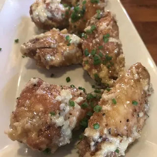 So Co Wings