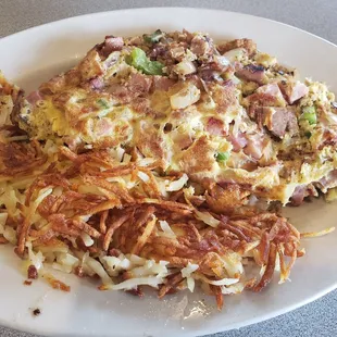 Farmers Omelette and hashbrowns