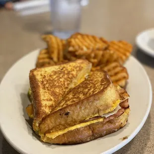 Monte Cristo Sandwich