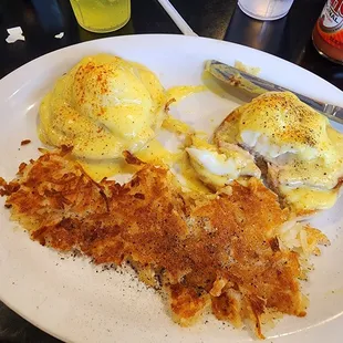 Traditional eggs benedict.