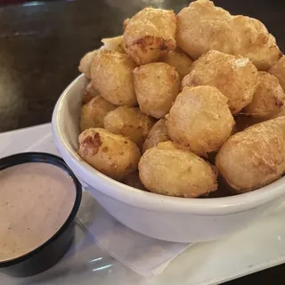 Wisconsin Fried Cheese Curds