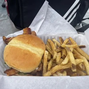 Chicken sandwich with smoked bacon.