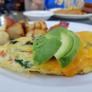 Omelette with red potatoes