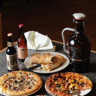 Pizzas &amp; Strombolis