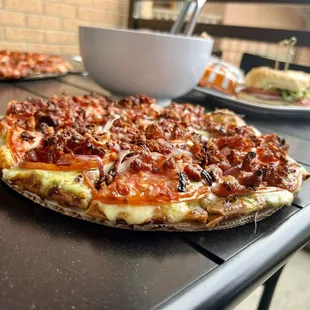 Bacon Pesto 10&quot;
