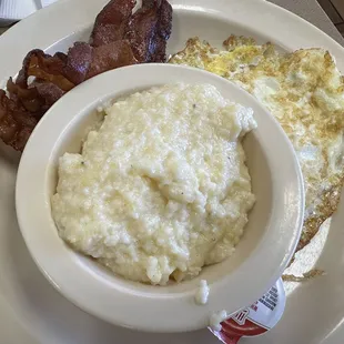 Bacon, eggs &amp; grits sorry no pic of biscuit