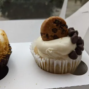 Cookie cupcake