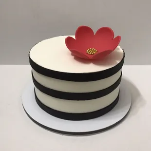 Kate Spade inspired smash cake