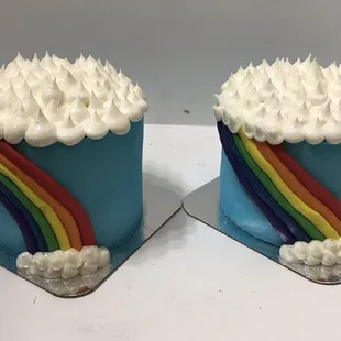 Mini rainbow cakes