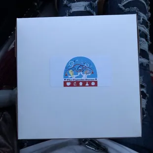 Cupcake carrying box