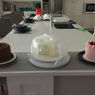 What better way to celebrate than Chocolate, Lemon and Strawberry Cupcake Queen?